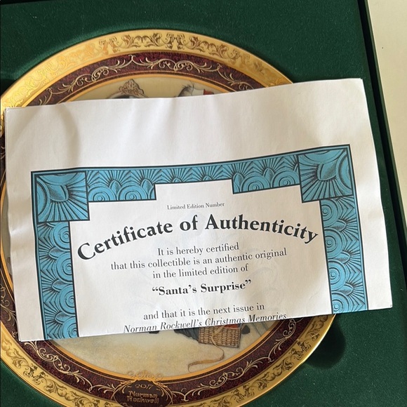 Norman Rockwell Red and Gold Holiday Decor Plate set of 2 - Picture 5 of 7